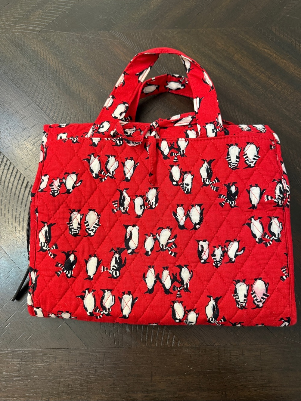 Vera Bradley Playful Penguins Red Hanging Organizer Makeup Toiletry Bag ❤️